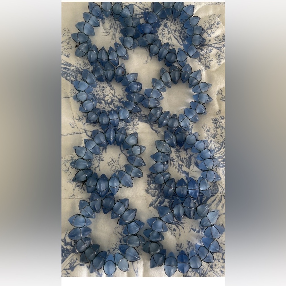 Set of 8 Frosted Blue Sea Glass Beaded Wire Napkin Rings Holders 3"